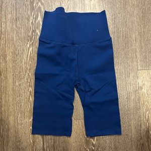 Fabletics Sculpt Knit shorts, Peach/Orange and Blue, Small (fits like XS)